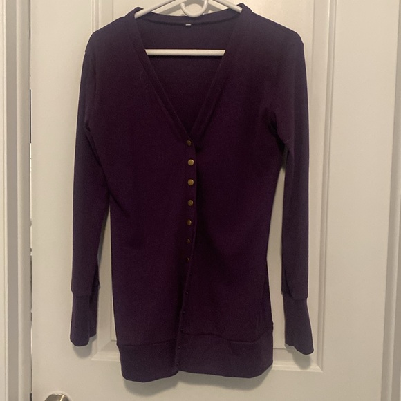 Amazon (Hisweet) Women’s Ribbed Long-Sleeved Cardigan - Picture 2 of 6